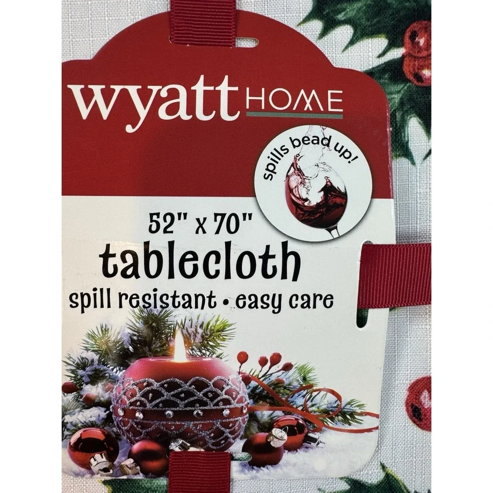HOLIDAY HOLLY LEAVES BERRIES 100% Poly FABRIC TABLECLOTH 52
